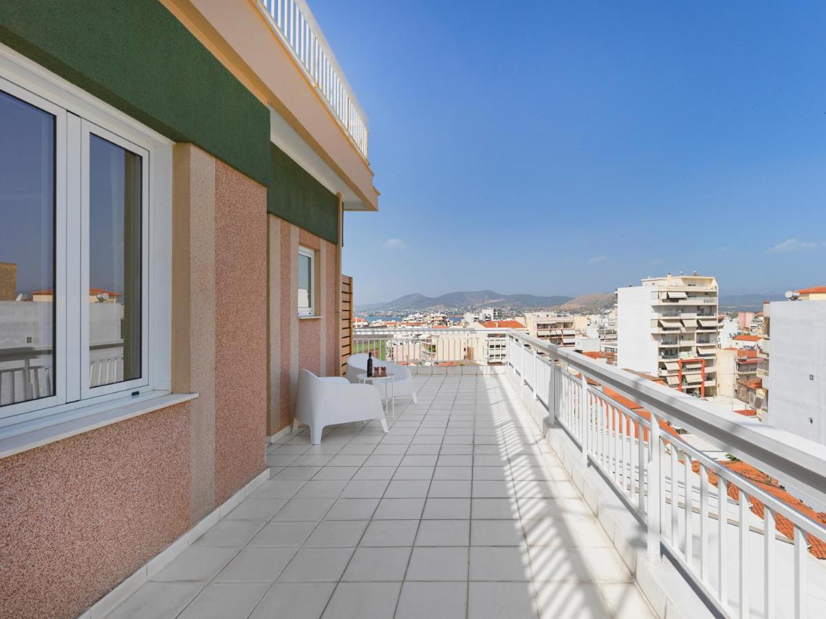 Modern Penthouse Overlooking Halkis Chalkida Exterior photo